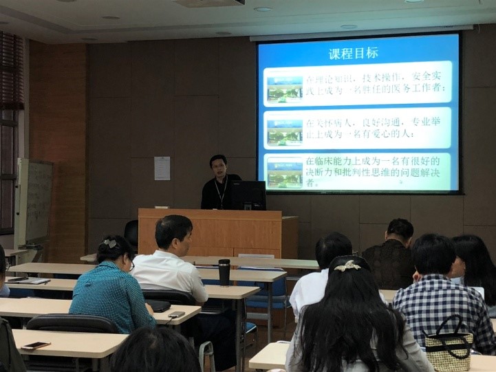 “一路走，一路带，一路话秋实”――海角视频